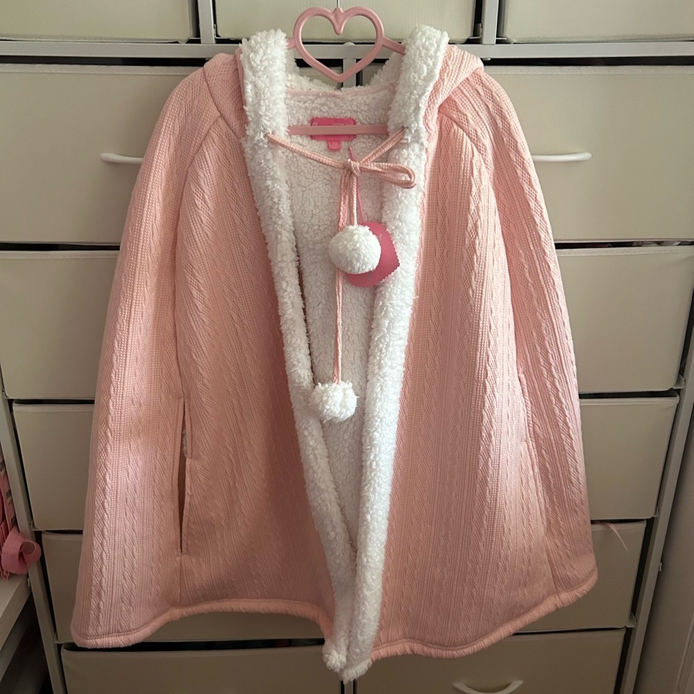 dolls kill peach cape